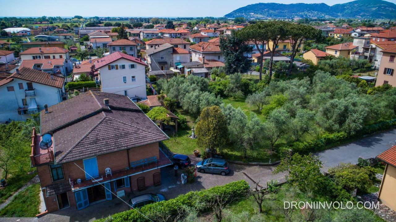 Casa Degli Zii Appartamento Guido Luni Εξωτερικό φωτογραφία