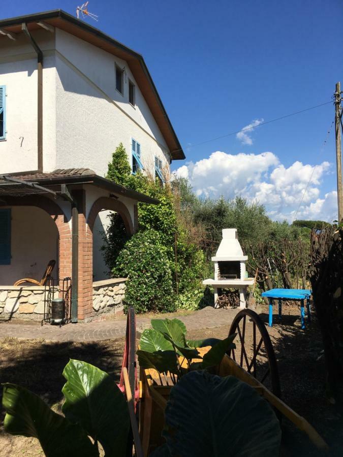Casa Degli Zii Appartamento Guido Luni Εξωτερικό φωτογραφία